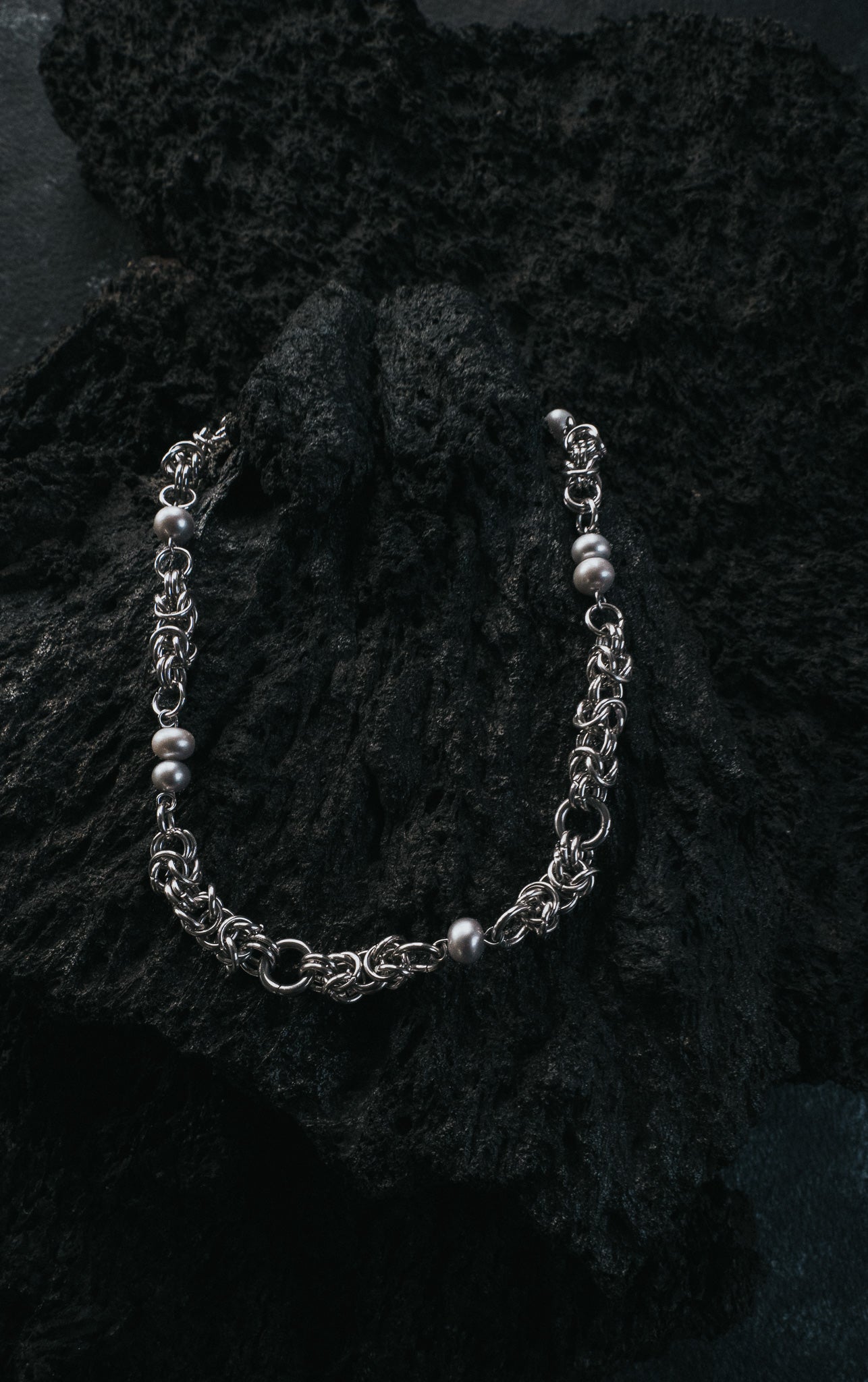 Moon Choker Necklace - Arctic Chain