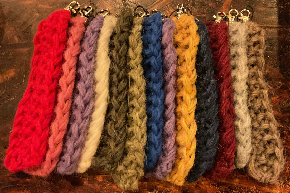 Handknitted Wool Keychain - Mamma Reykjavík