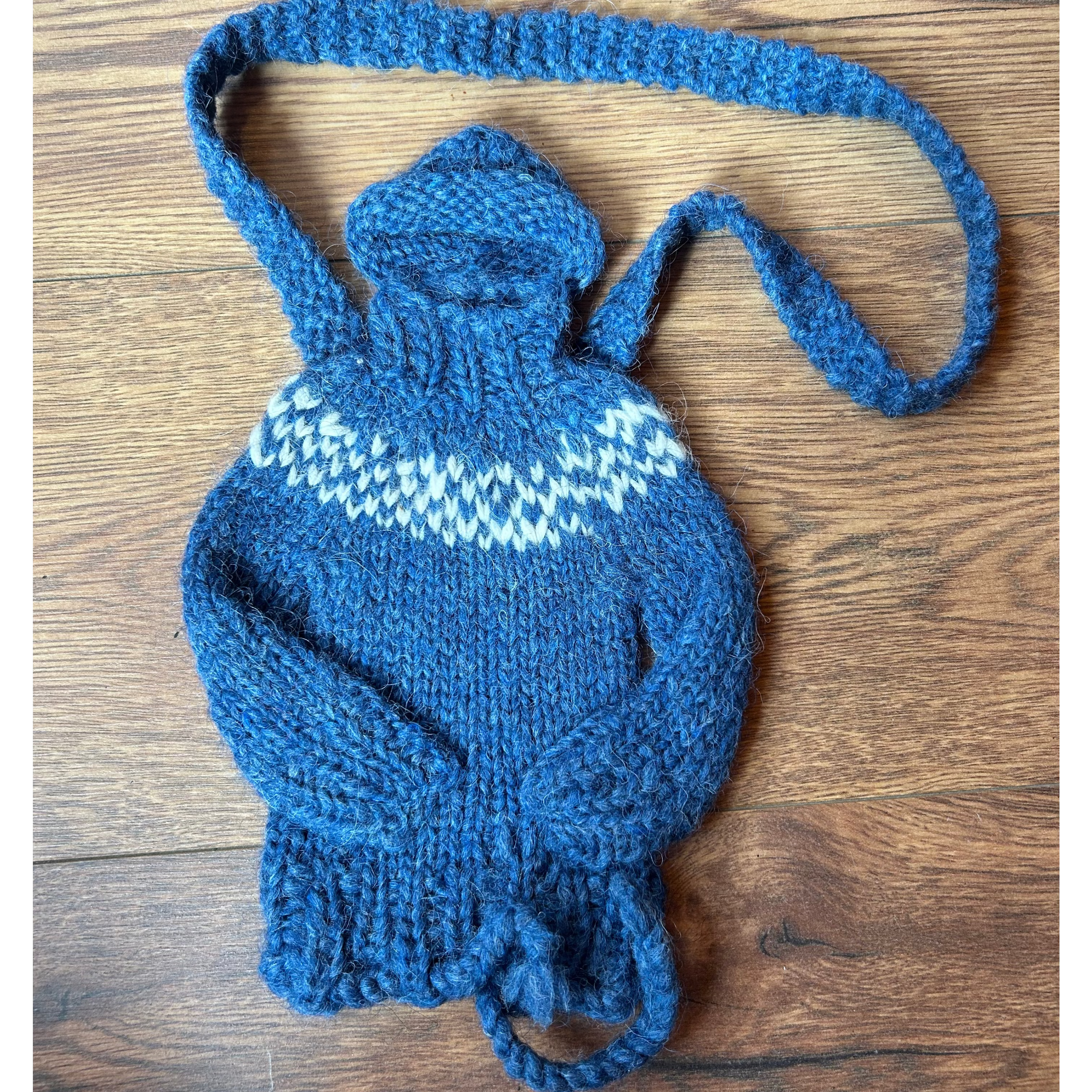 Flöskupeysur - Handmade Bottle Sweater