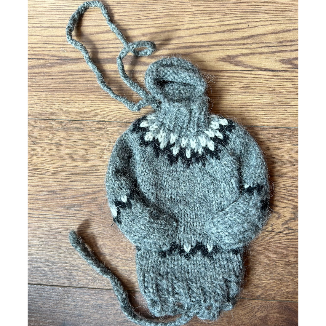 Flöskupeysur - Handmade Bottle Sweater