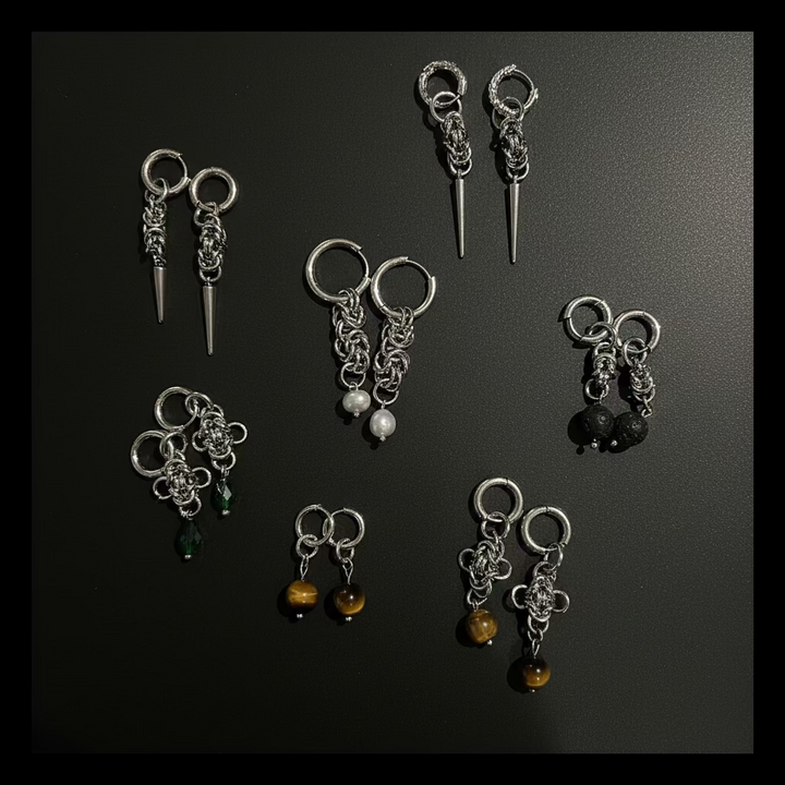 Medium Snap Back Earrings - Arctic Chain