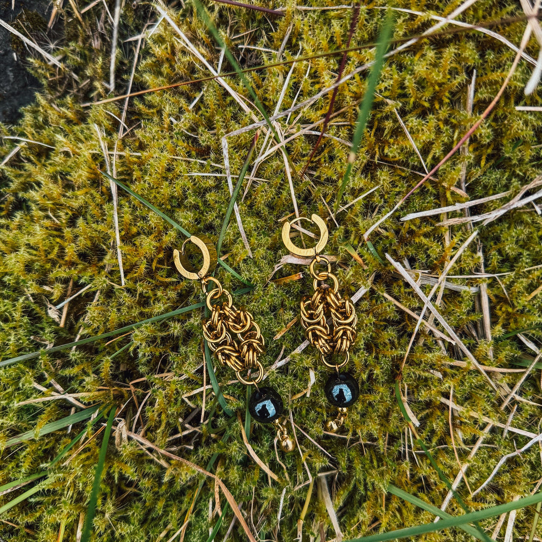 Black Pearl Earrings - Arctic Chain