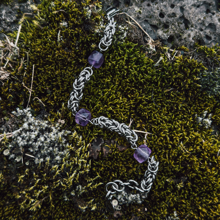 Moon Amethyst Bracelet - Arctic Chain
